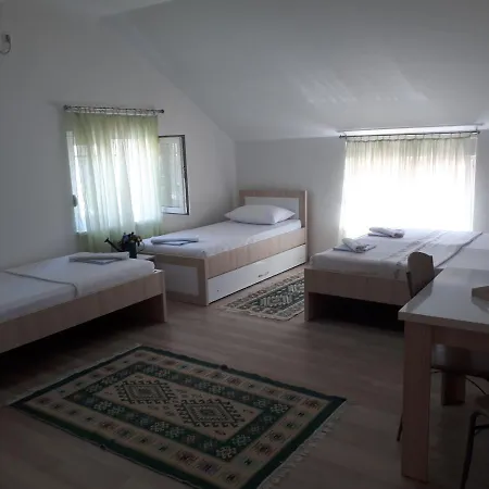 Paradise Apartment *