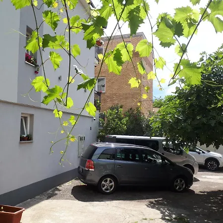 Apartment Paradise