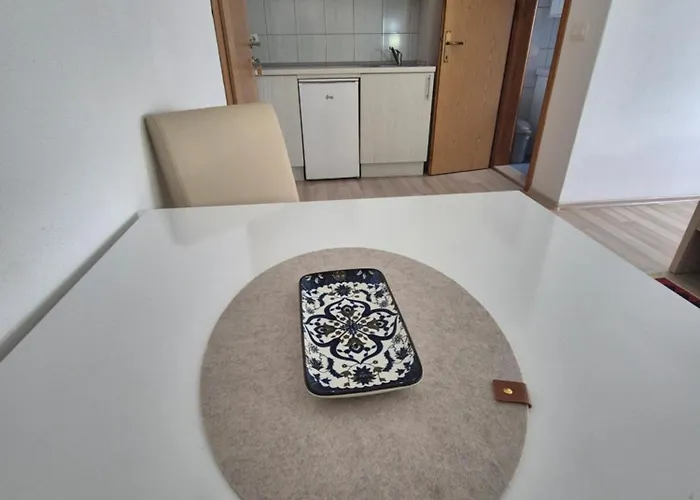 سيتي باراديس * موستار