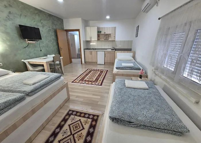 سيتي باراديس شقة موستار