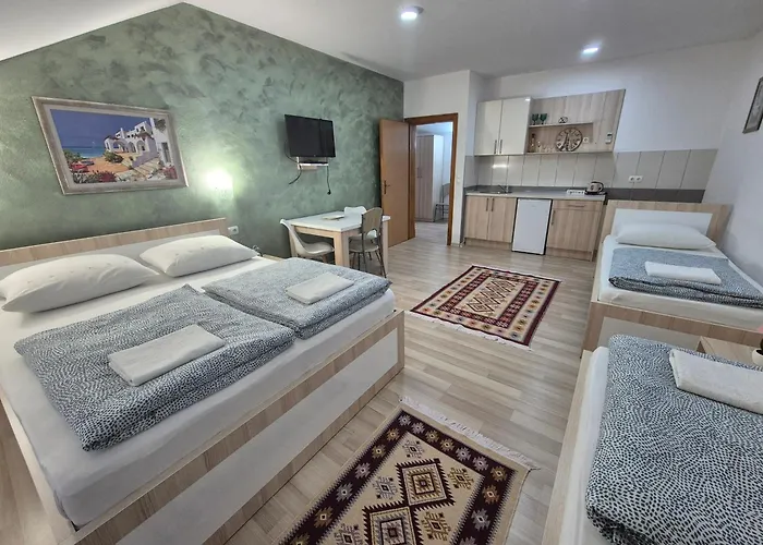 Paradise Μόσταρ