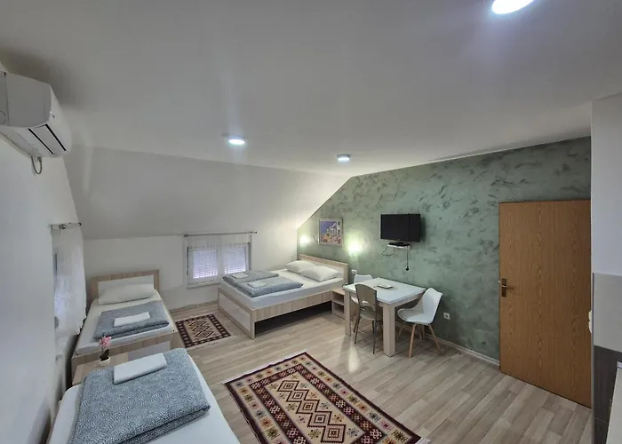 Paradise * Μόσταρ