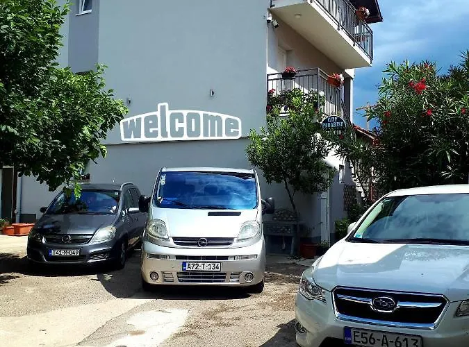 شقة سيتي باراديس موستار